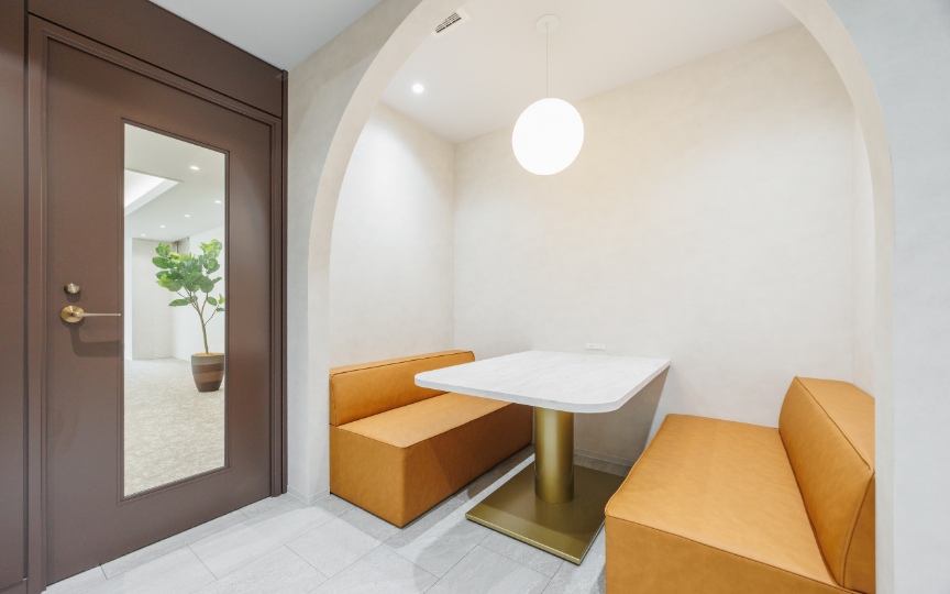 五反田駅徒歩5分！会議室3室・テレカンブース4室完備の大規模セットアップオフィスの写真2