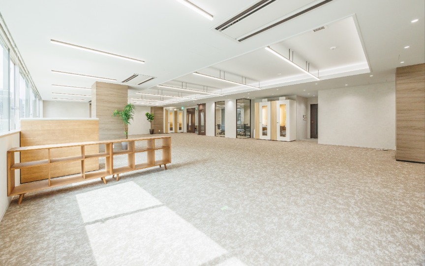 五反田駅徒歩5分！会議室3室・テレカンブース4室完備の大規模セットアップオフィスの写真5