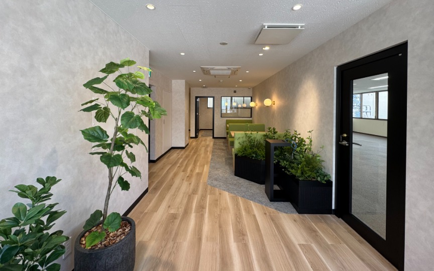 五反田駅徒歩7分｜落ち着いた雰囲気のゆとりあるラウンジスペースを備えた、新装セットアップオフィスの写真6