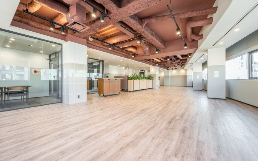 東日本橋駅徒歩3分｜会議室3室・テレカンブース2室完備、機能性抜群のセットアップオフィスの写真3