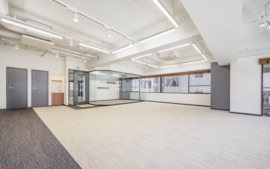 JR秋葉原駅徒歩7分！屋上テラス利用可、大規模リニューアル実施済みのセットアップオフィスの写真6