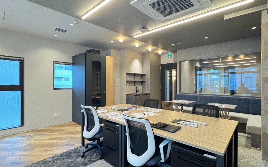 【敷金0・原状回復不要】神田駅徒歩7分、内装・家具完備の新装フルセットアップオフィスの写真7