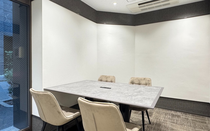 半蔵門駅徒歩1分！会議室・個室ブース完備、モダンなデザインの新装フルセットアップオフィスの写真7