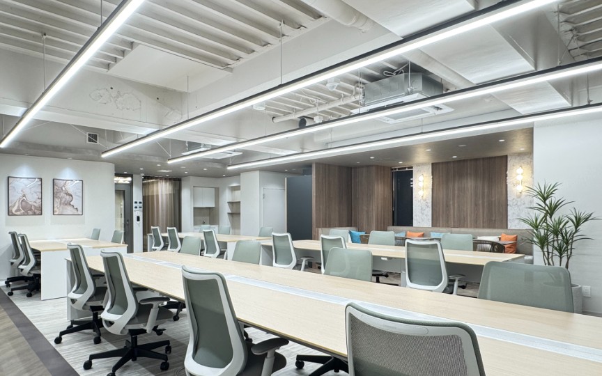 半蔵門駅徒歩1分！会議室・個室ブース各2室完備、洗練されたデザインが魅力のフルセットアップオフィスの写真5