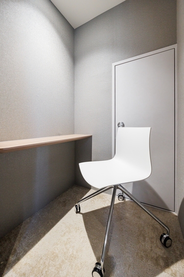 市ヶ谷駅徒歩7分｜眺望抜群の専用テラスが魅力の、メゾネット型フルセットアップオフィスの写真11