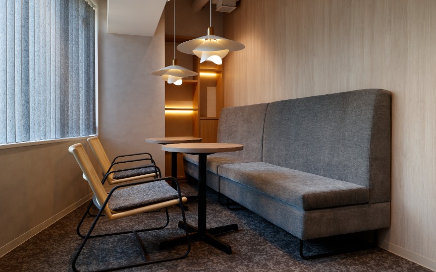 【敷金最大0】神田駅徒歩2分！JR秋葉原駅も利用可能、内装・家具完備のフルセットアップオフィスの写真1