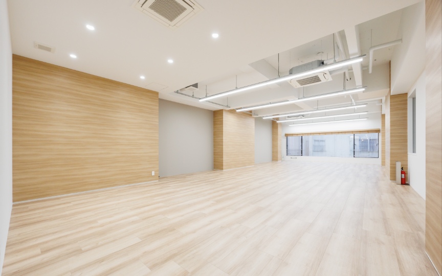 水道橋駅徒歩5分！レイアウトの自由度が魅力の、内装付きセットアップオフィスの写真3