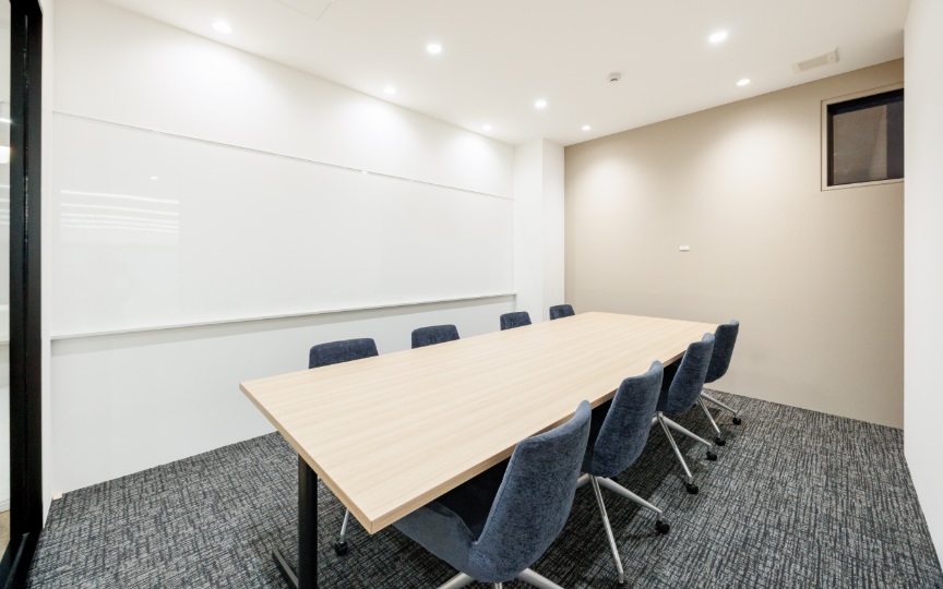 水道橋駅徒歩5分！レイアウトの自由度が魅力の、内装付きセットアップオフィスの写真7