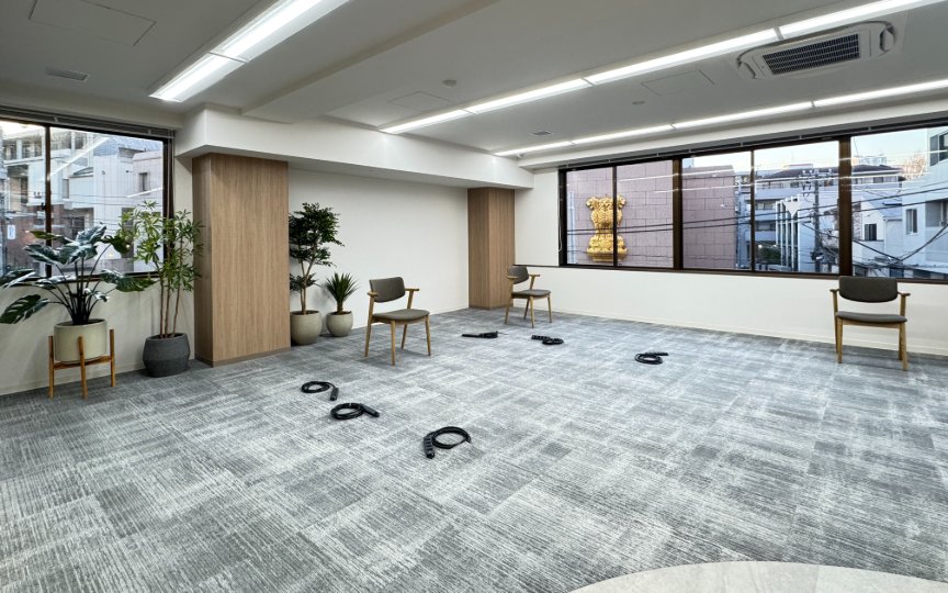【敷金最大0】三田駅徒歩5分！会議室3室、広々としたラウンジまで完備の大型セットアップオフィスの写真6