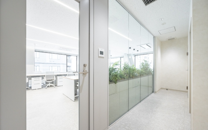 人形町駅徒歩2分！内装・家具付きの便利なフルセットアップオフィスの写真1