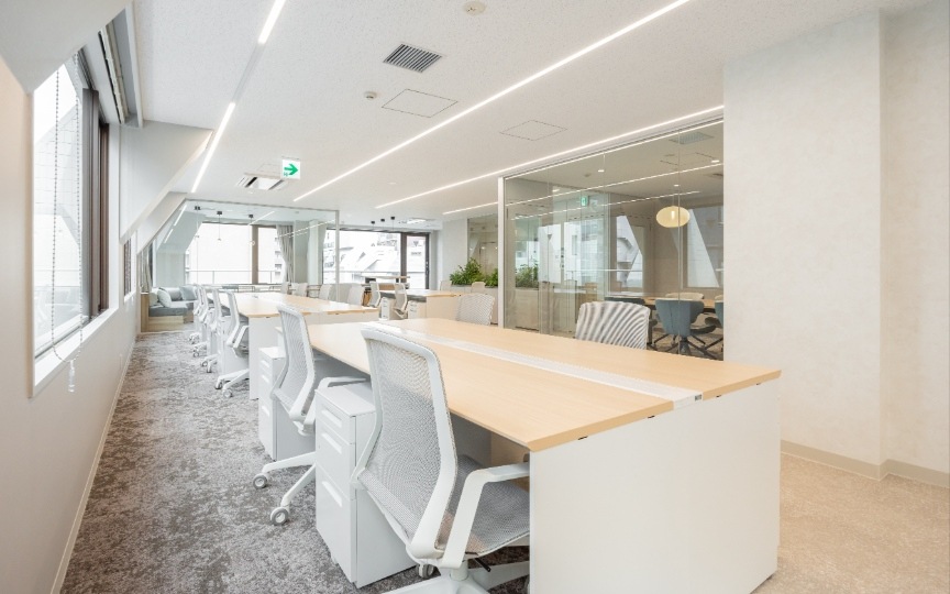 人形町駅徒歩2分！内装・家具付きの便利なフルセットアップオフィスの写真4