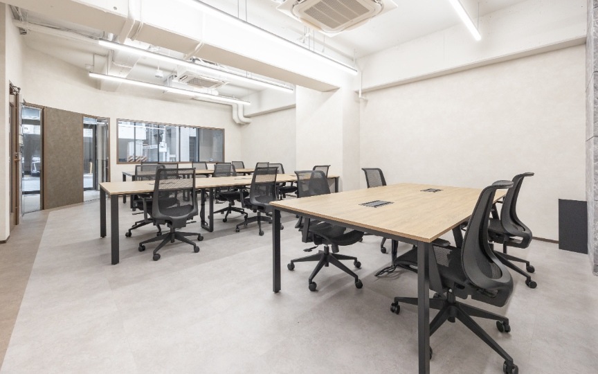 【敷金0・原状回復不要】秋葉原エリア、内装の新しいWi-Fi付きフルセットアップオフィスの写真1