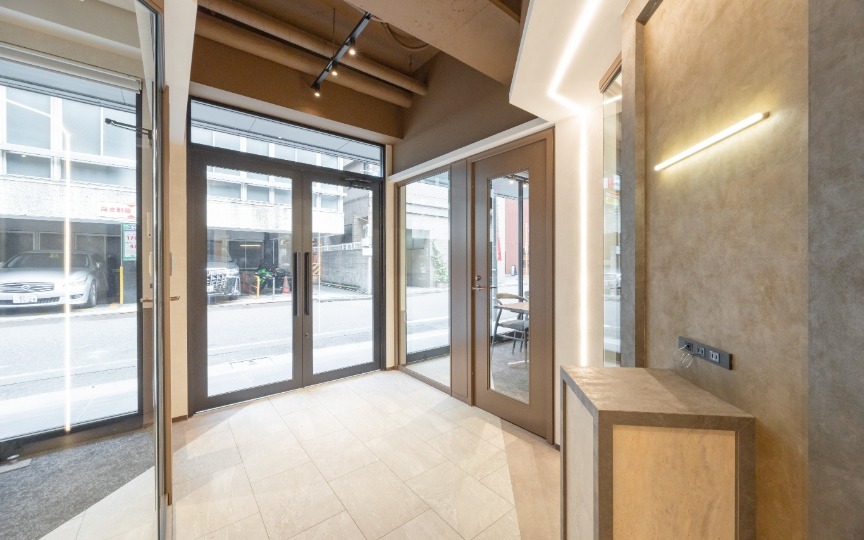 【敷金0・原状回復不要】秋葉原エリア、内装の新しいWi-Fi付きフルセットアップオフィスの写真4