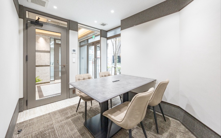 半蔵門駅徒歩1分！会議室・個室ブース完備、モダンなデザインの新装フルセットアップオフィスの写真8