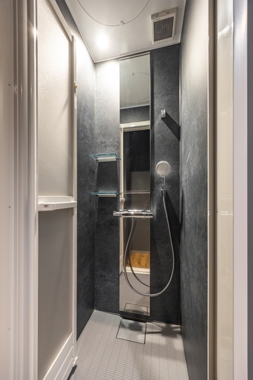 【原状回復不要】小川町駅徒歩6分｜洗練された内装と充実の共用部が魅力の新築フルセットアップオフィスの写真10