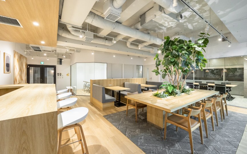 茅場町駅徒歩6分、充実のワークスペースが魅力のリニューアル済みセットアップオフィス