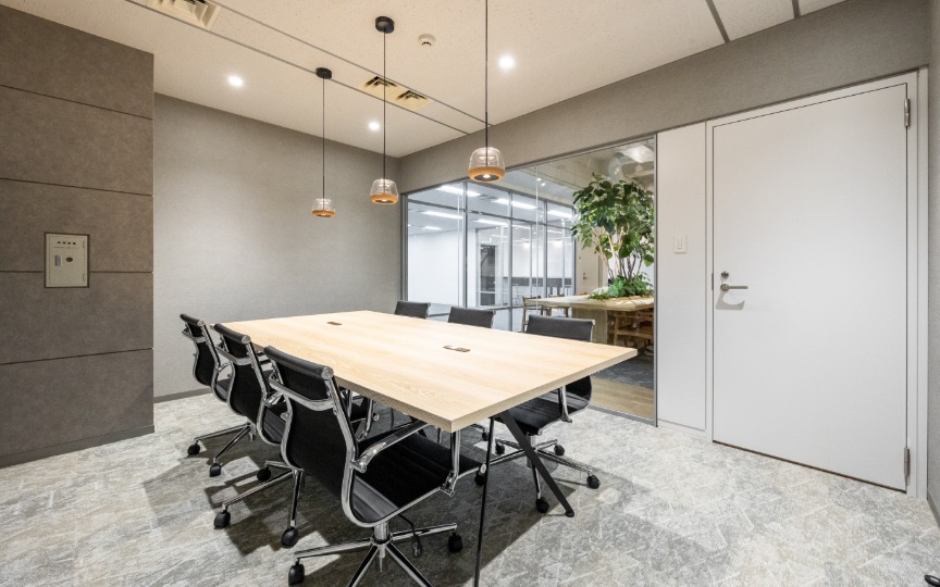 茅場町駅徒歩6分、充実のワークスペースが魅力のリニューアル済みセットアップオフィスの写真7