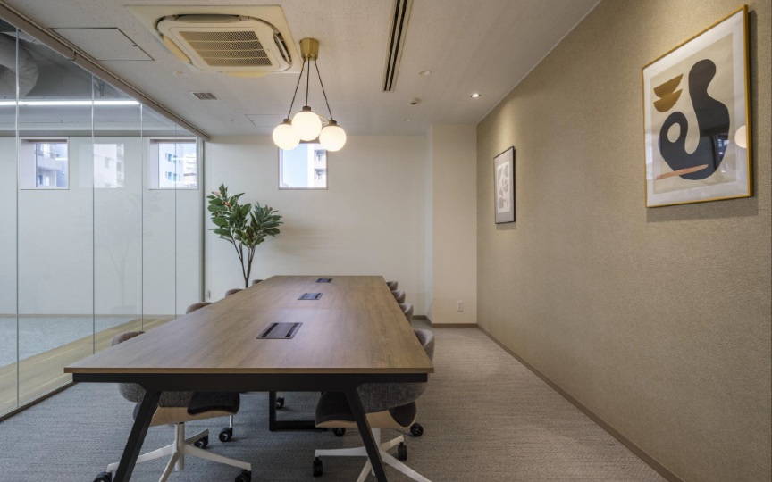 不動前駅から徒歩5分、会議室・個室ブース各2室とラウンジスペースを備えたセットアップオフィスの写真2
