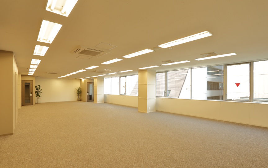 築地駅徒歩2分！ハイグレードな内装・設備が魅力の大規模セットアップオフィスの写真1