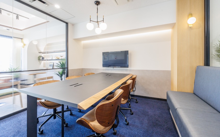 JR秋葉原駅徒歩7分！快適性と機能性を兼ね備えたデザイン・レイアウトが魅力のセットアップオフィスの写真3