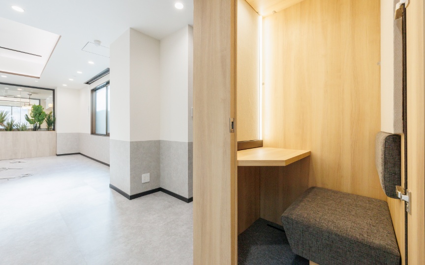 JR秋葉原駅徒歩7分！快適性と機能性を兼ね備えたデザイン・レイアウトが魅力のセットアップオフィスの写真7