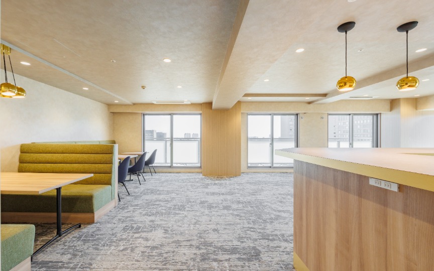 【SOHO利用可】高級マンションの一室のような内装・設備が魅力の高層階セットアップオフィス