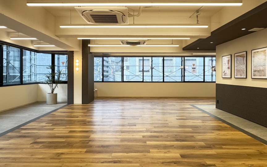 【敷金最大0】大門駅徒歩3分、会議室・個室ブース各2室完備の港区セットアップオフィスの写真3