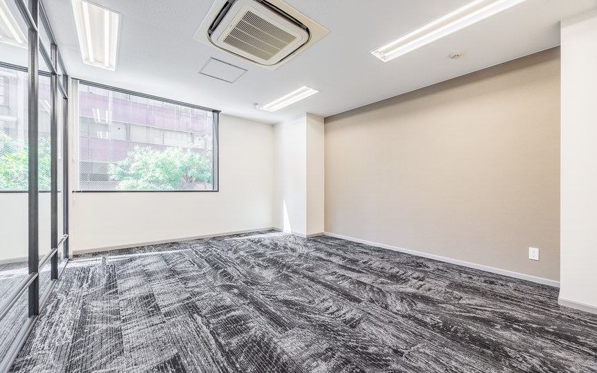 【即日入居可】新富町駅徒歩3分・屋上テラス付きのリノベーション済みセットアップオフィスの写真7