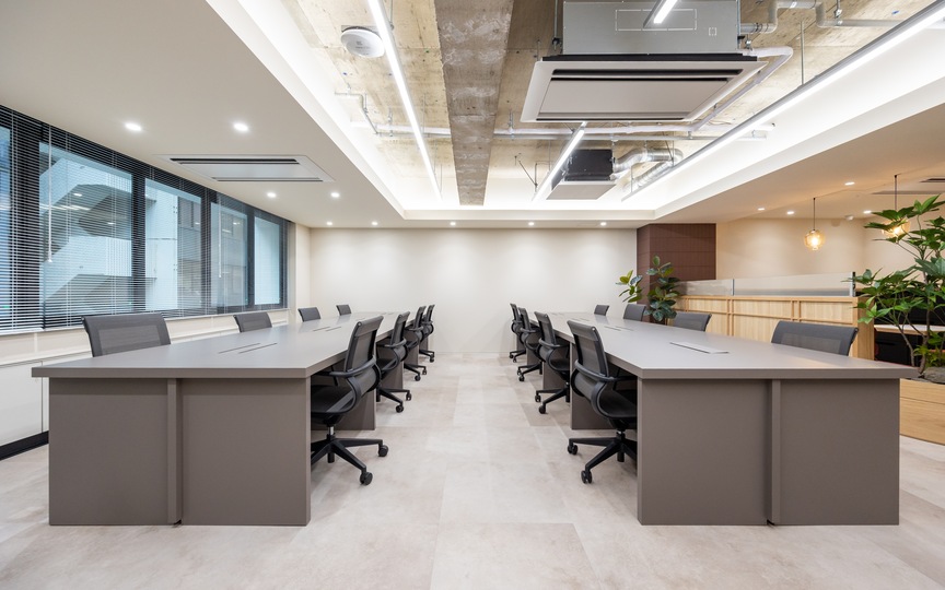 【敷金・原状回復不要】大手町駅5分、Wi-Fi完備で即日業務を開始できるフルセットアップオフィス