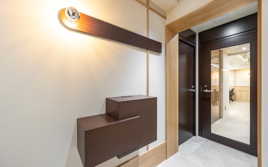 【敷金・原状回復不要】大手町駅徒歩5分、コンパクトながら機能性にも優れたフルセットアップオフィスの写真1