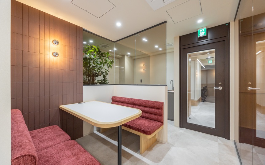 【敷金・原状回復不要】大手町駅徒歩5分、コンパクトながら機能性にも優れたフルセットアップオフィスの写真3