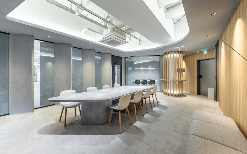 半蔵門駅徒歩1分！会議室2室・テレカンブース3室完備のセットアップオフィス