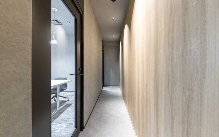 半蔵門駅徒歩1分！会議室2室・テレカンブース3室完備のセットアップオフィスの写真7