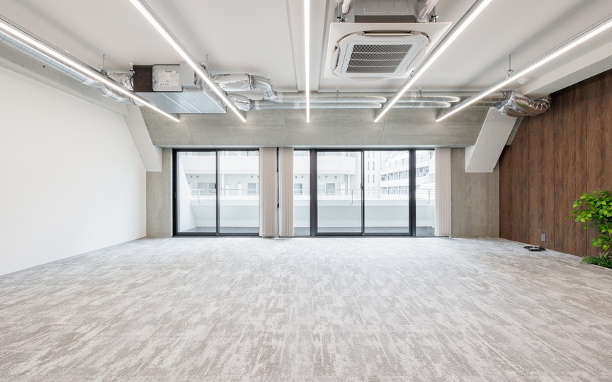 小伝馬町駅徒歩5分！会議室・テレカンブース各2室完備、落ち着きある雰囲気のセットアップオフィスの写真6