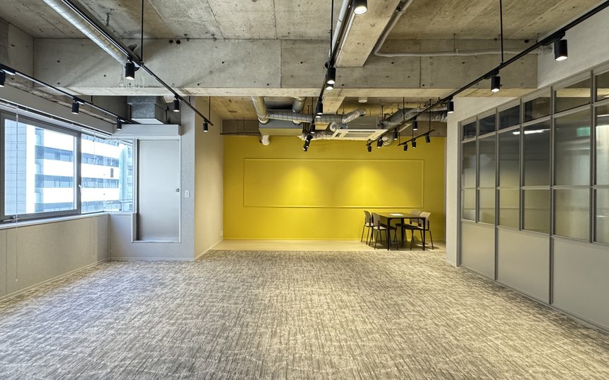 青山一丁目駅徒歩4分！レトロモダンな空間デザインと柔軟性の高さが魅力のセットアップオフィス