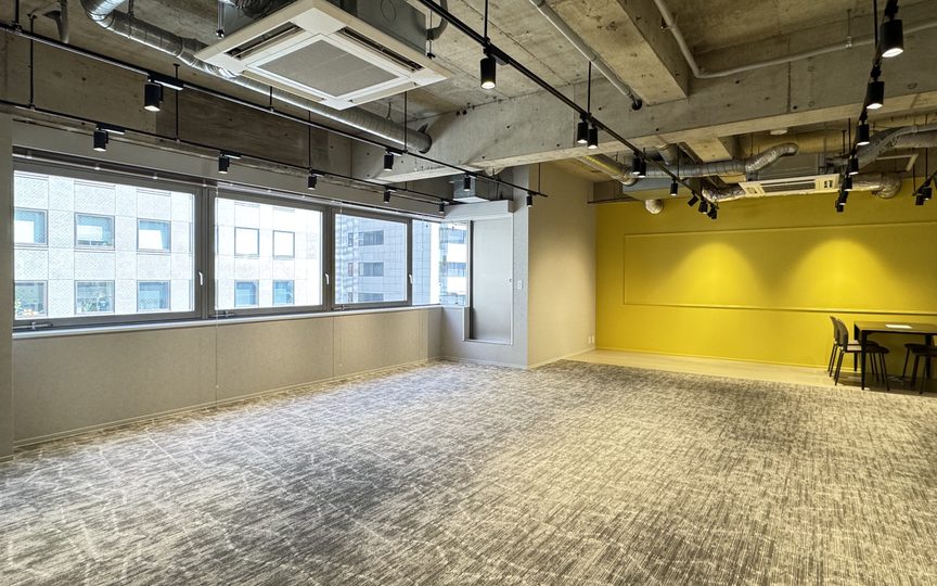 青山一丁目駅徒歩4分！レトロモダンな空間デザインと柔軟性の高さが魅力のセットアップオフィスの写真4