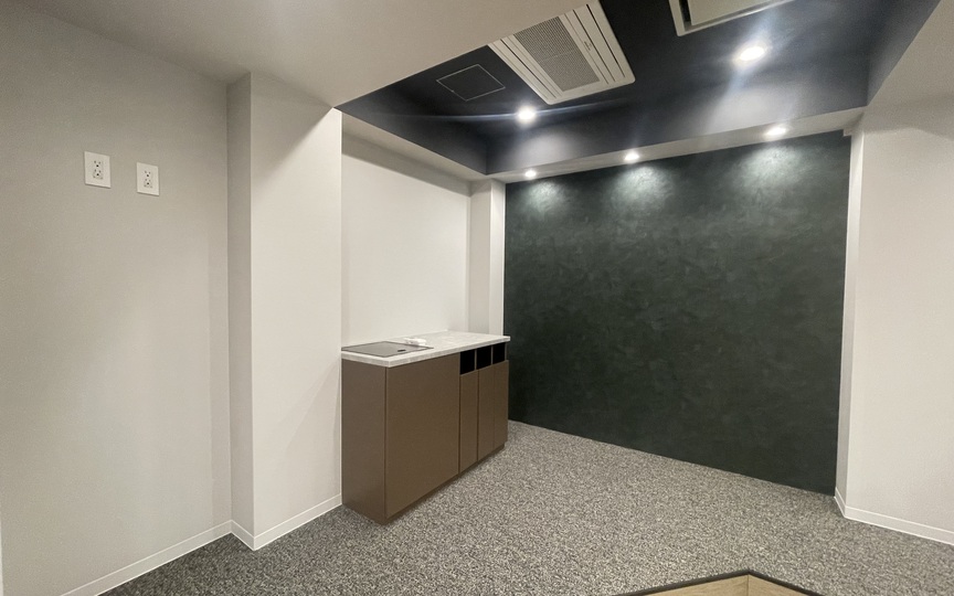 御徒町駅徒歩5分！上野駅の利用にも便利な、スカイツリーを望む屋上テラス付きセットアップオフィスの写真3