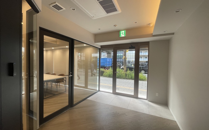 御徒町駅徒歩5分！上野駅の利用にも便利な、スカイツリーを望む屋上テラス付きセットアップオフィスの写真8