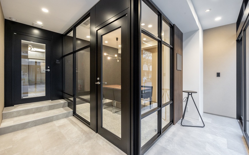 御成門駅徒歩4分！路面1階区画で視認性抜群の、小規模チーム向けセットアップオフィス