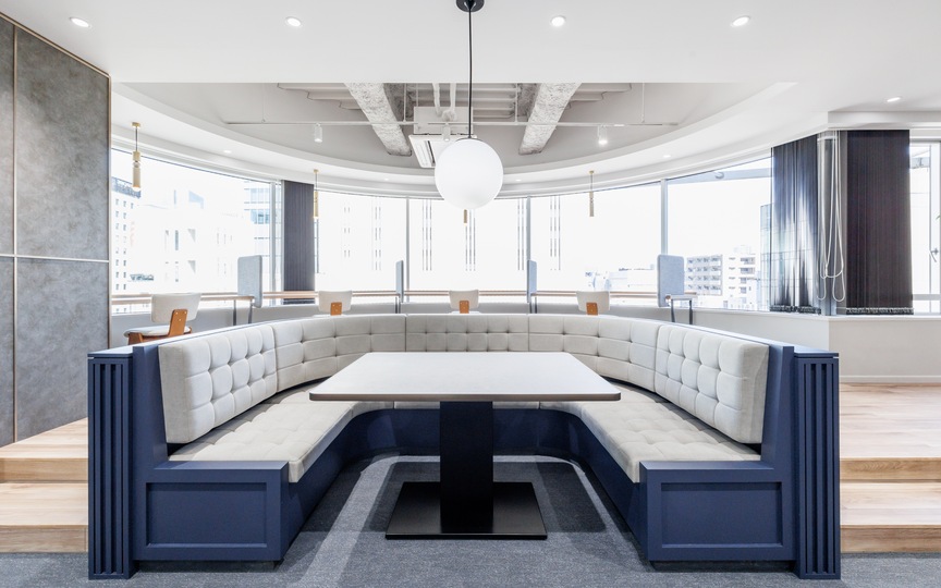 東銀座駅徒歩1分！会議室3室・テレカンブース5室完備、希少な銀座エリアの大型セットアップオフィスの写真4