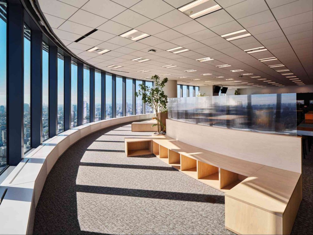 意志をもって挑戦する挑戦者と共に歩む。特別なオフィスのこだわりとコストの両立