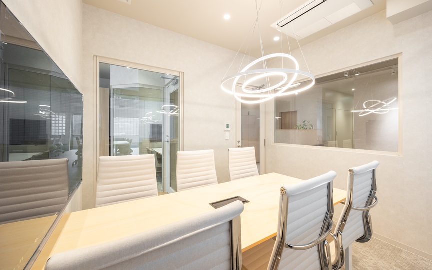 【敷金0・原状回復不要】馬喰横山駅4分、家具・Wi-Fi完備のフルセットアップオフィスの写真3