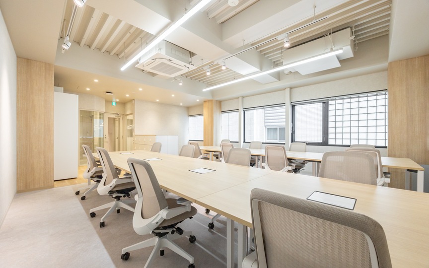 【敷金0・原状回復不要】馬喰横山駅4分、家具・Wi-Fi完備のフルセットアップオフィスの写真8