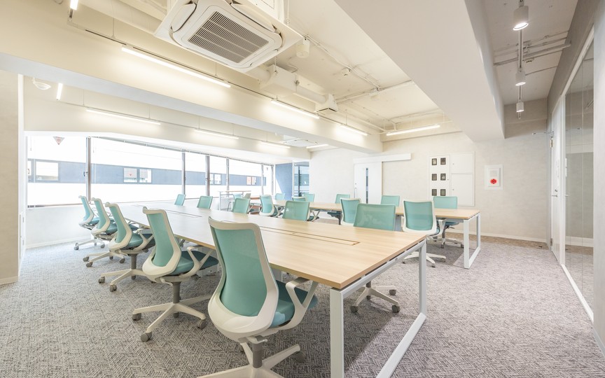 【敷金最大0】神田駅徒歩2分！JR秋葉原駅も利用可能、内装・家具完備のフルセットアップオフィス