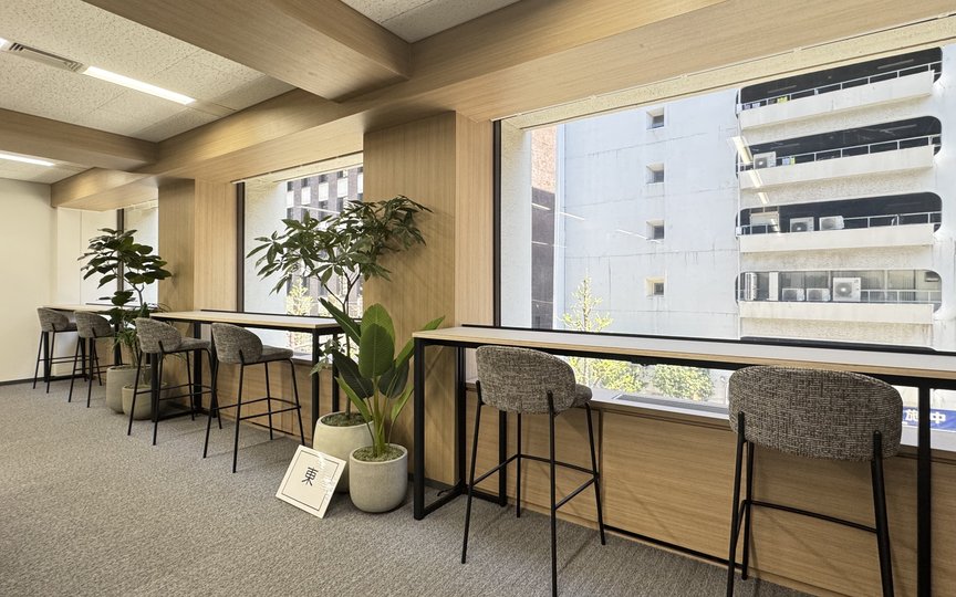 【敷金最大0】大手町駅徒歩圏内、約100坪のラウンジに共用会議室まで備えたフルセットアップオフィスの写真11