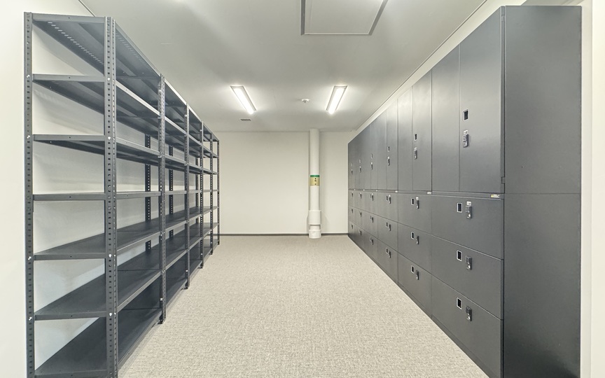 【敷金最大0】大手町駅徒歩圏内、約100坪のラウンジに共用会議室まで備えたフルセットアップオフィスの写真4