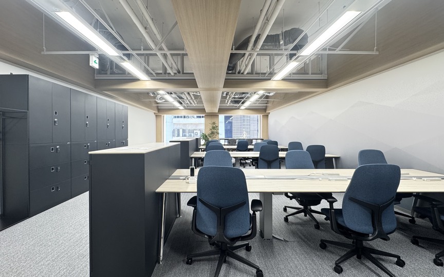 【敷金最大0】大手町駅徒歩圏内！大型ラウンジや共用会議室まで利用可能なフルセットアップオフィスの写真1