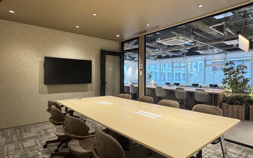 【即日入居可】八丁堀駅徒歩5分！東京駅も徒歩圏内、共用部充実のフルセットアップオフィスの写真2