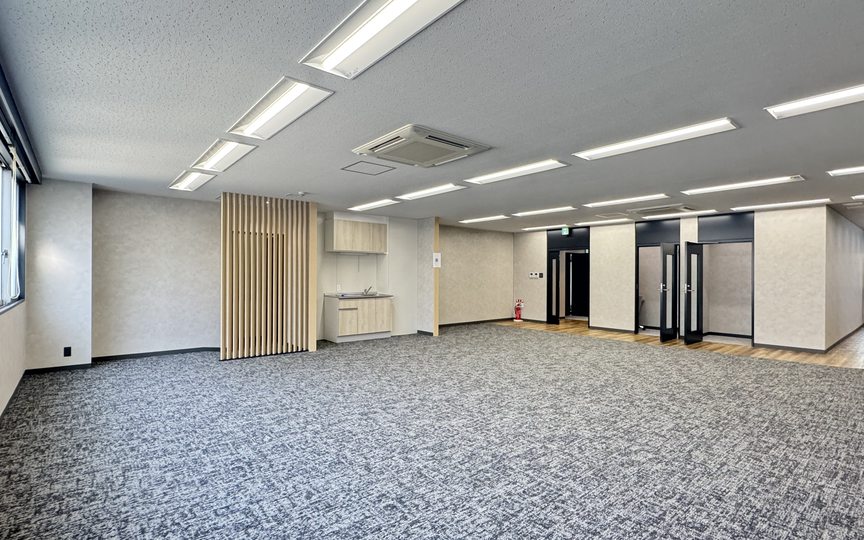 赤坂見附駅4分！会議室・テレカンブース各2室と専有ラウンジを備えたセットアップオフィスの写真