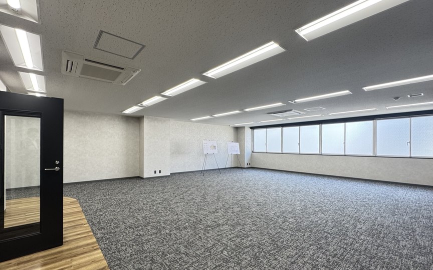 赤坂見附駅4分！会議室・テレカンブース各2室と専有ラウンジを備えたセットアップオフィスの写真9
